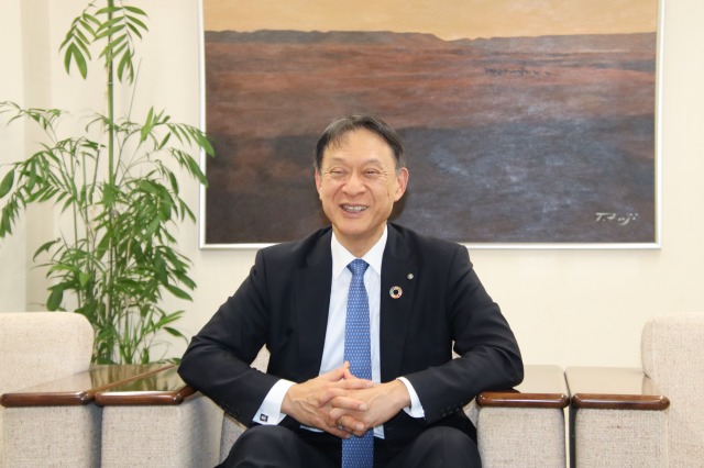 【新春トップインタビュー「激動の時代の舵をどう取るか」】井関農機 代表取締役社長冨安司郎氏